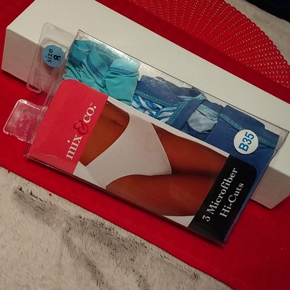 2 McKids cotton/Lyra tights, & underwear... - Picture 3 of 6